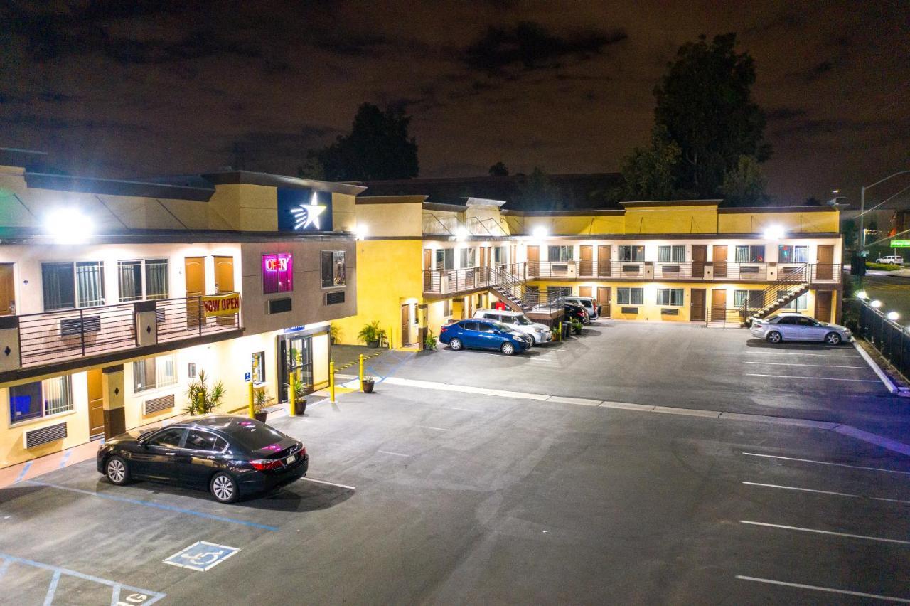 南艾尔蒙特星光汽车旅馆 South El Monte 外观 照片