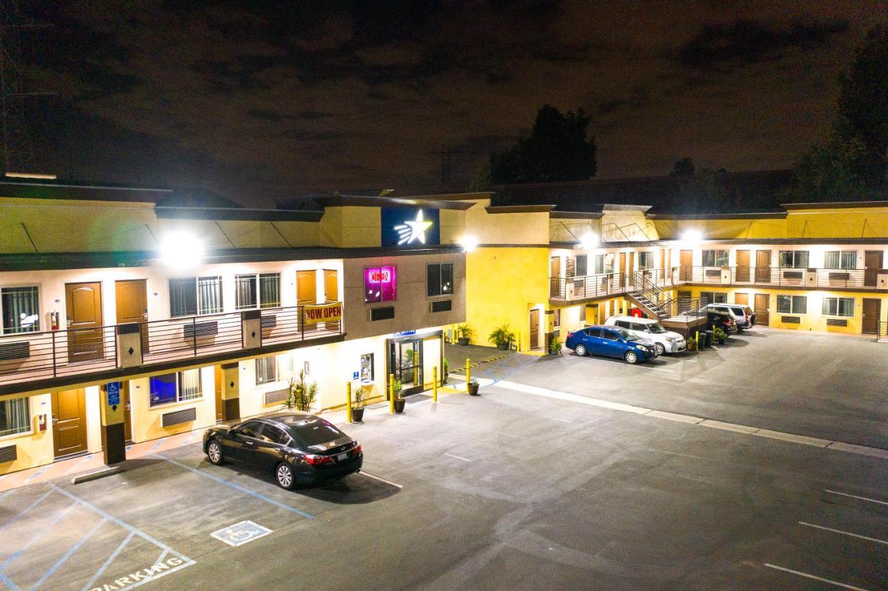 南艾尔蒙特星光汽车旅馆 South El Monte 外观 照片
