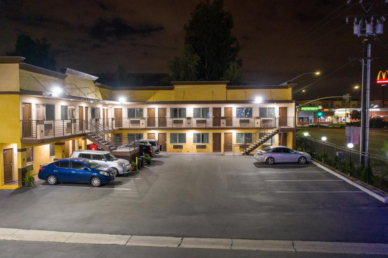 南艾尔蒙特星光汽车旅馆 South El Monte 外观 照片